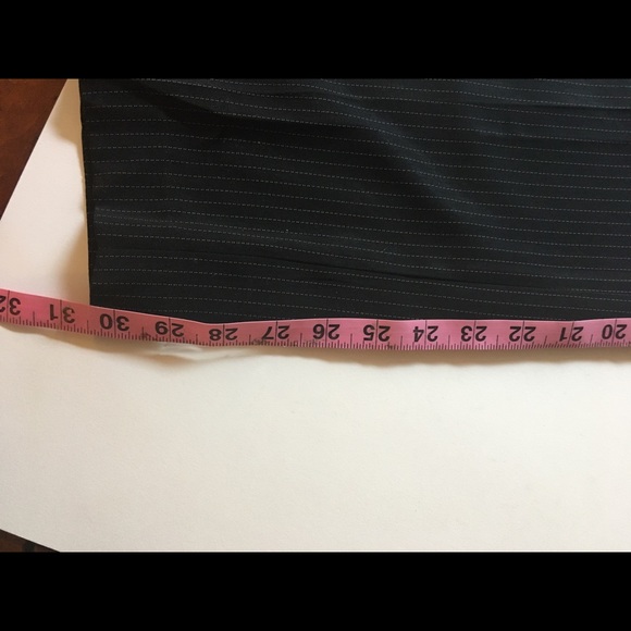 VTG Georgio Sant’ Angelo Pinstripe Pant Suit. 8 - Picture 9 of 10